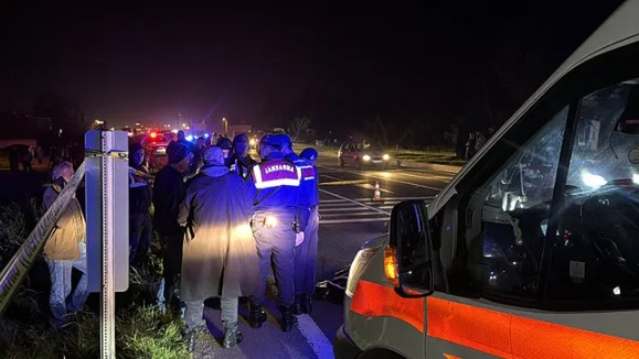 Düzce'de feci kaza! Yolun karşısına geçmeye çalışan yaşlı kadın hayatını kaybetti!